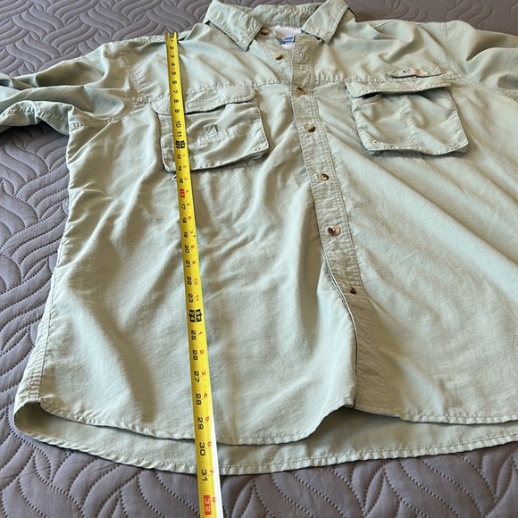 🎣 Bass Pro Shops Sage Green Casual Button Down Lightweight Shirt - Picture 5 of 10